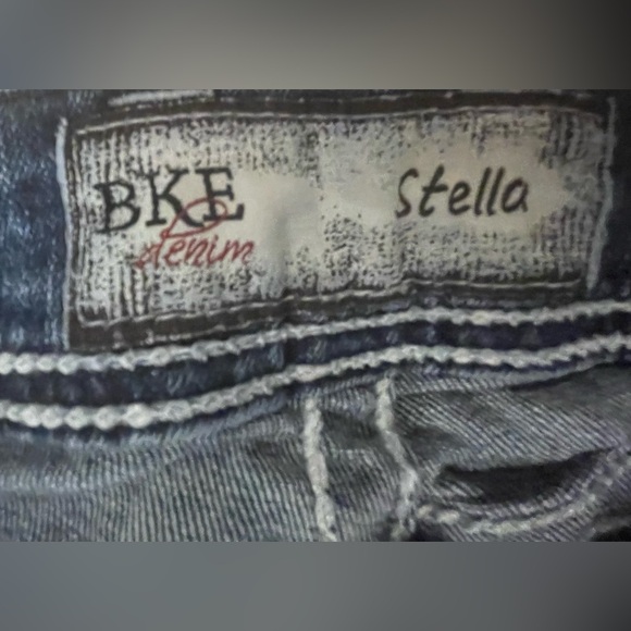 BKE Capri Jeans - Picture 11 of 11